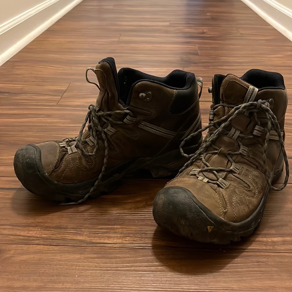 Men’s Keen Hiking Boots